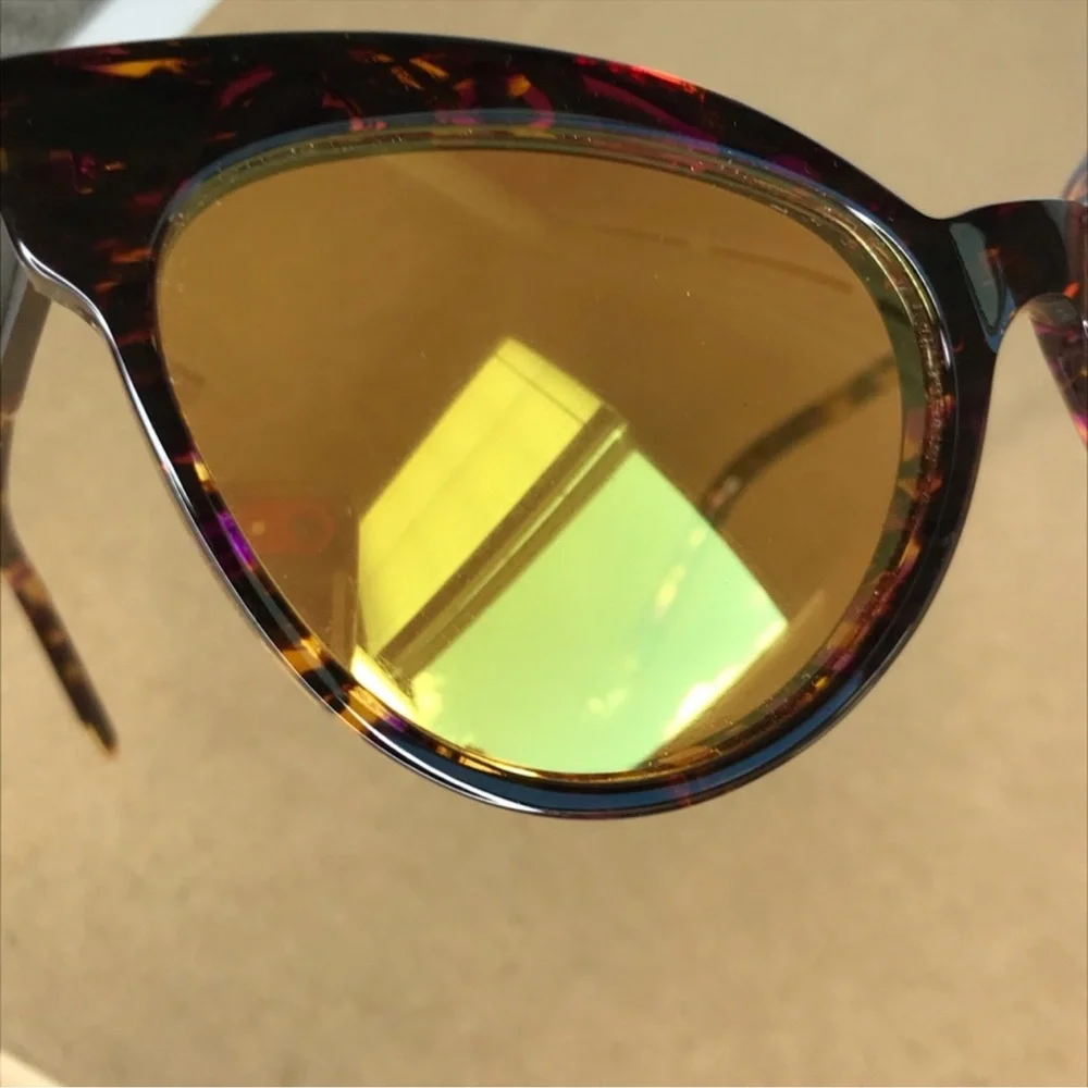 WILDFOX Grand Dame Sunglasses Tortoise Swirl Gold Mirror Lenses RARE